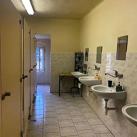 Zamek Hostalkovy Отель *