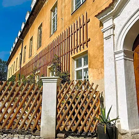 Zamek Hostalkovy Hotel