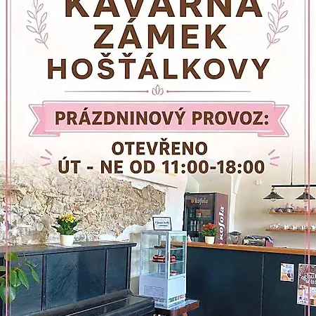 Hotel Zamek Hostalkovy Adamov (Moravia-Silesia)